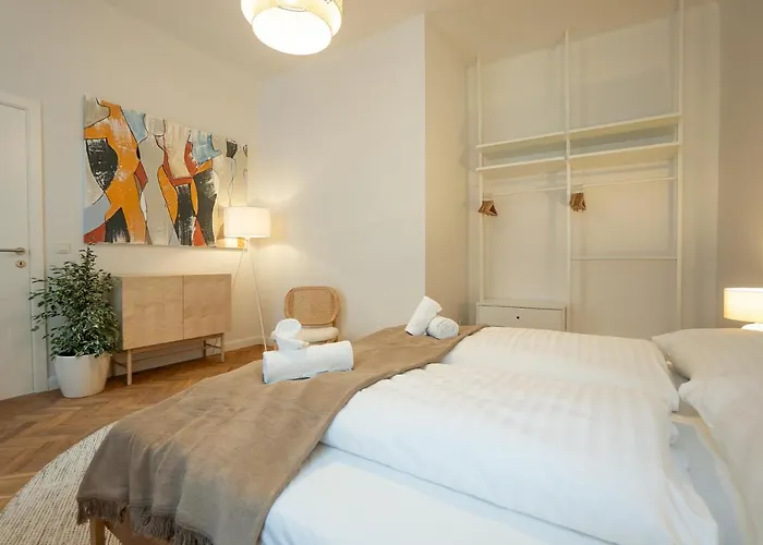 Chic 94m2 With A King-size Bed * Vienne