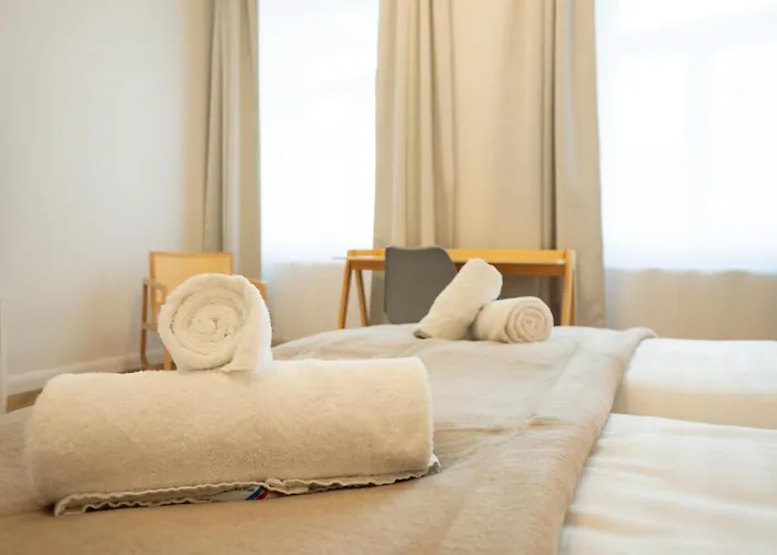 Chic 94m2 With A King-size Bed Appartement Vienne