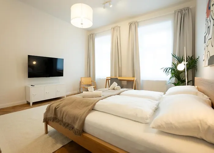 Chic 94m2 With A King-size Bed Appartement Vienne